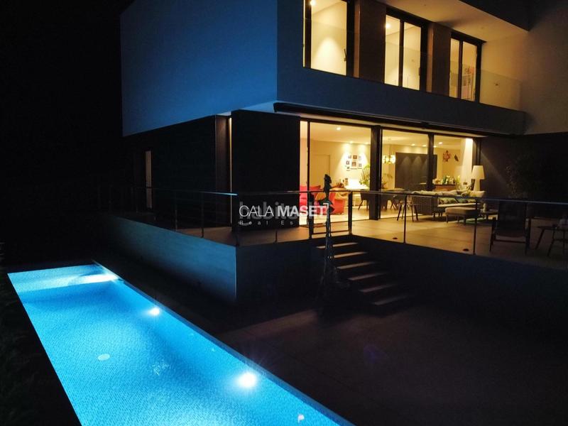 Foto 48c447fe-8547-4a1b-92dd-4ddf9626bead. Location chalet avec chauffage parking piscine dans Platja d´Aro
