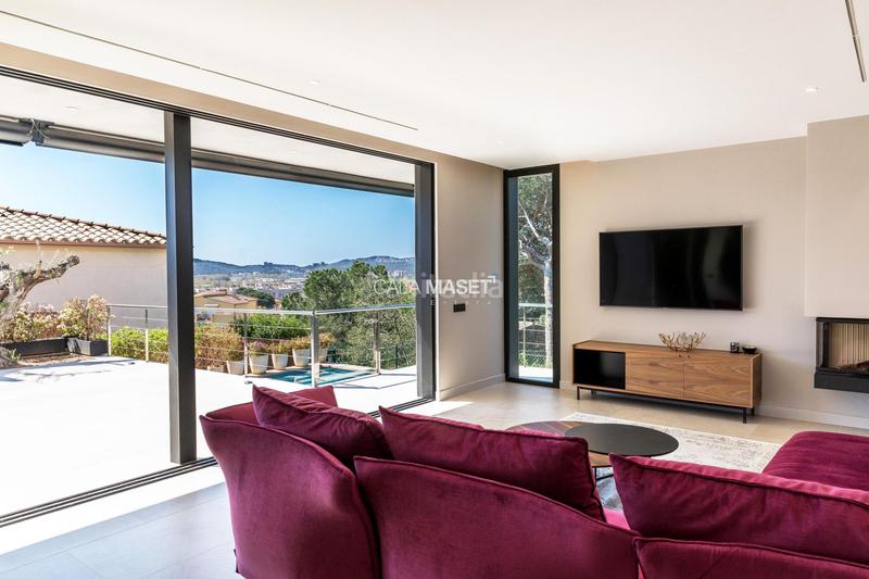 Foto be38d163-4654-41ac-9ae2-7fb8077626e8. Location chalet avec chauffage parking piscine dans Platja d´Aro