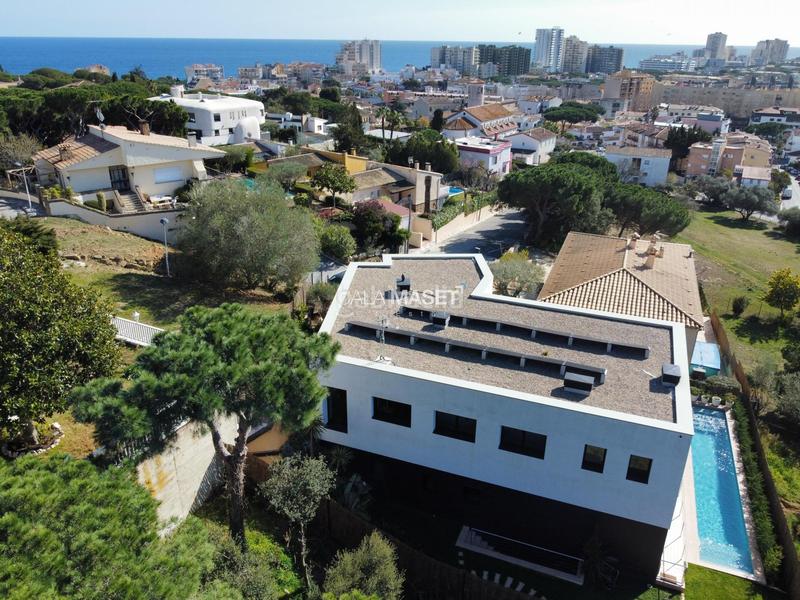 Foto f58cd7c4-a2ca-45ae-ad62-7b93173962e1. Location chalet avec chauffage parking piscine dans Platja d´Aro