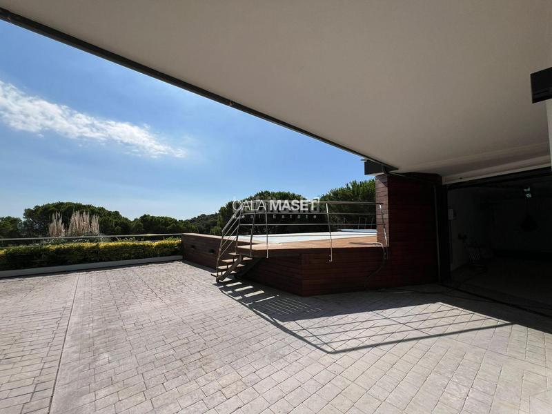 Foto 777d18c2-a7a6-4f89-92c3-bcadd041a724. Chalet with heating parking pool in Sant Pol Sant Feliu de Guíxols