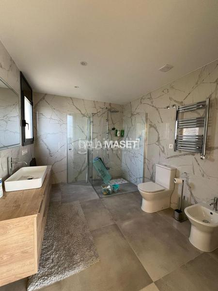 Foto 6e123142-9f3e-46d1-879b-5e52513b63cf. Chalet con riscaldamento parcheggio piscina in Sant Pol Sant Feliu de Guíxols