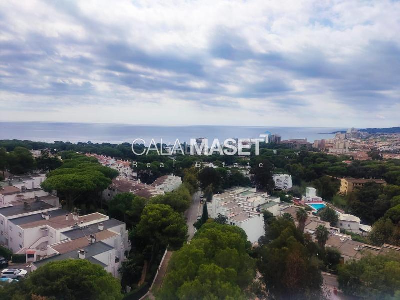 Foto 02e4933c-c1a0-4af9-9f5a-76520901b516. Apartament amb aparcament a Los Pinos-Politur Platja d´Aro