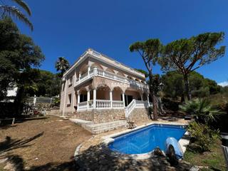 Chalet  Castanyer