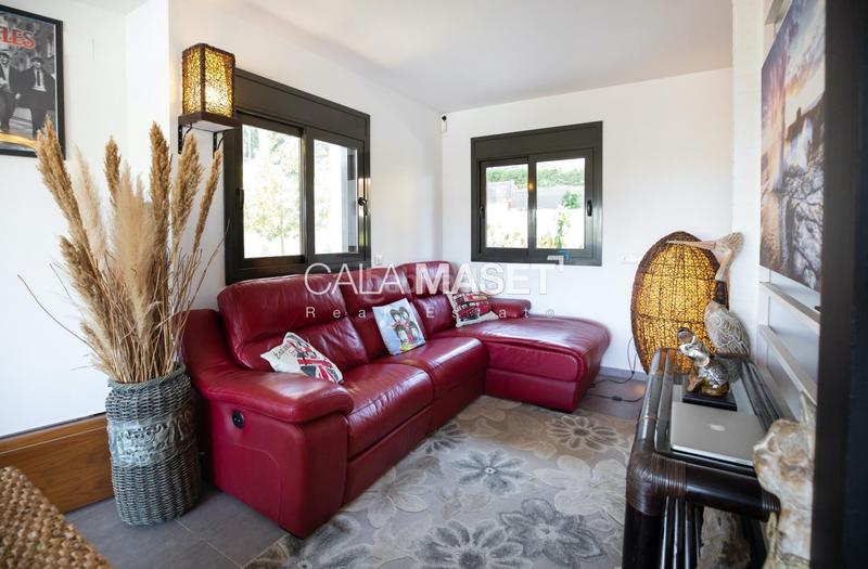 Foto 4d164740-b851-4a9c-9e5a-97e193f53a7a. House with heating parking in Fenals Platja d´Aro