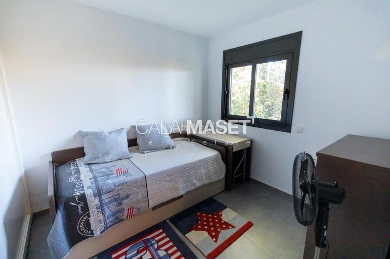 Foto 8d359f0c-7e73-49e3-bf63-f7a99a397626. House with heating parking in Fenals Platja d´Aro