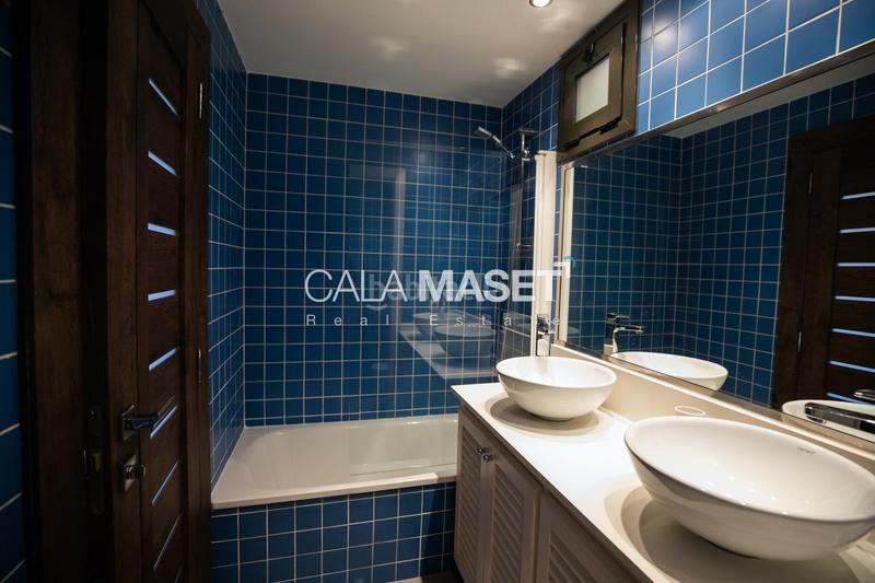 Foto 96aa8c8f-628a-461d-8b5d-3229a6263a75. House with heating parking in Fenals Platja d´Aro