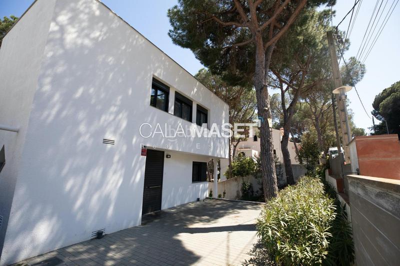 Foto f1c145f0-0c00-4e69-a844-9fbf5500f2ef. House with heating parking in Fenals Platja d´Aro