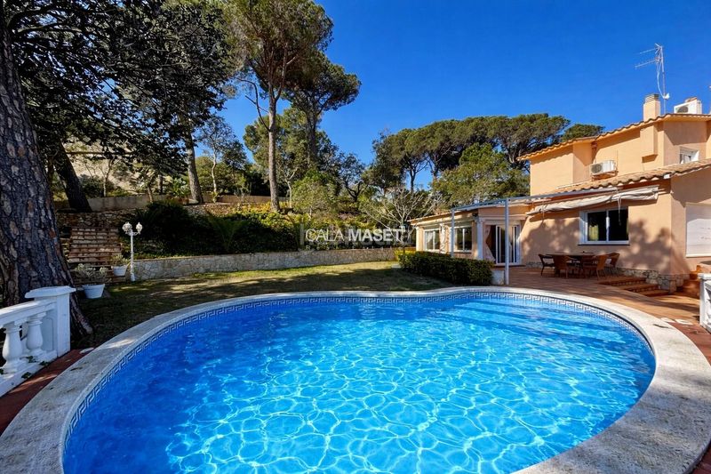 Foto 187ffe32-0656-4c83-a93c-dd0d09f18223. Casa amb calefacció aparcament piscina a Torre Valentina-Mas Vilar de La Mutxada-Treumal Sant Antoni de Calonge