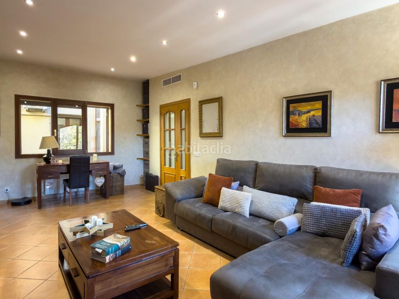 Foto 35ef86fe-4293-4bed-b27f-2b29a7ce3a10. Masia amb calefacció aparcament a Poble Calonge