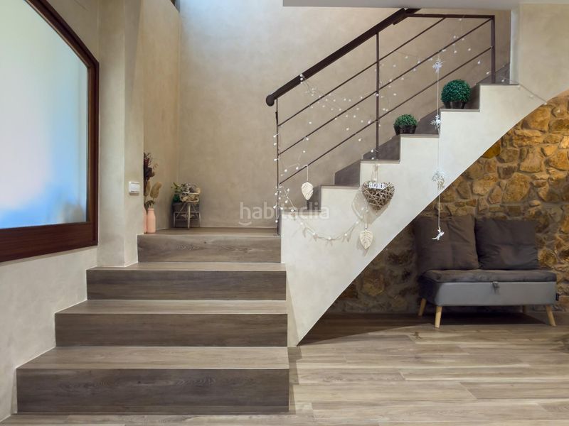 Foto f513c768-6aa8-4955-8280-c000c7814409. Masia amb calefacció aparcament a Poble Calonge