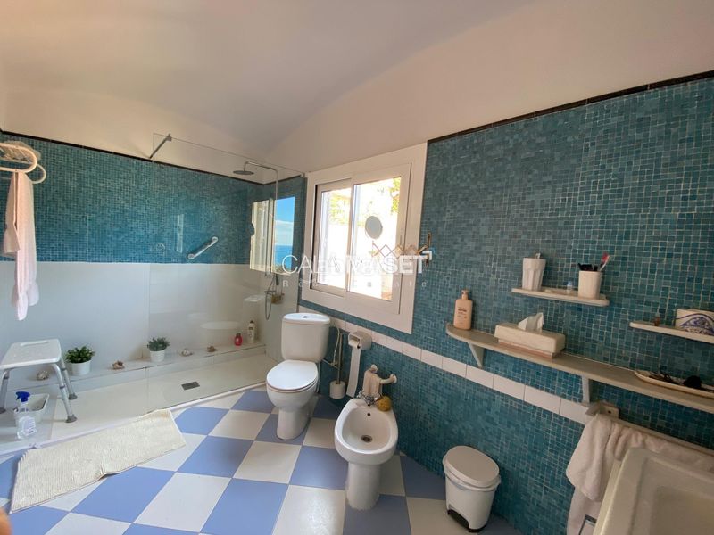 Foto 4d558c1d-c942-4e54-82c8-a01ba0dc2bb1. Casa amb calefacció aparcament piscina a Los Pinos-Politur Platja d´Aro
