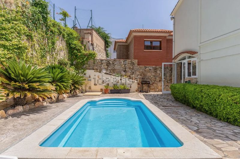 Foto 5f1fa420-e34b-4c3a-b70c-3b6e44007778. Casa amb calefacció aparcament piscina a Los Pinos-Politur Platja d´Aro