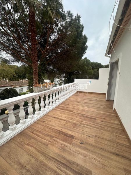 Foto 662f671d-b1e6-4b1f-a6de-65f5416c0852. Casa adossada amb aparcament piscina a Los Pinos-Politur Platja d´Aro