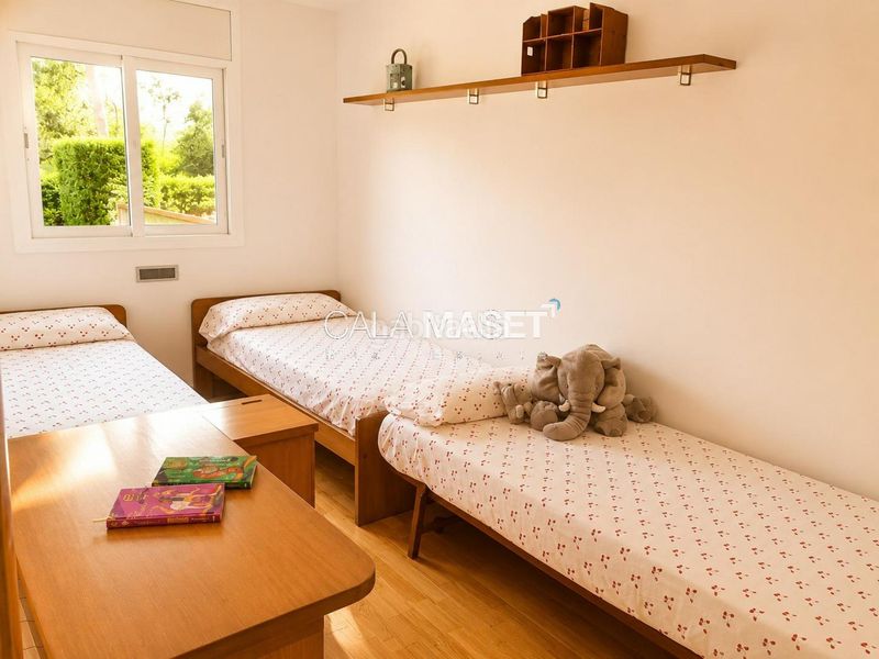 Foto dfa40c86-e961-43d7-99e6-e8ca1090fa60. Apartament amb calefacció aparcament piscina a Port d´Aro Platja d´Aro