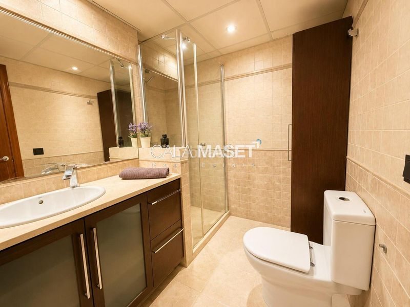Foto f0afd7aa-6cc1-44b1-ae87-e099721e3fa3. Apartament amb calefacció aparcament piscina a Port d´Aro Platja d´Aro