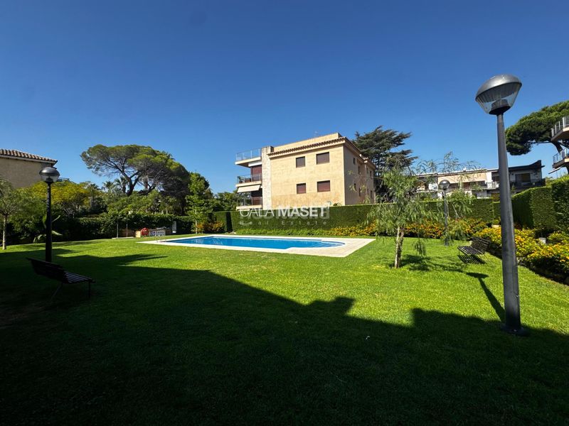 Foto b144dd1f-5905-4646-a83d-556da21e1d83. Pis amb calefacció aparcament piscina a Port d´Aro Platja d´Aro