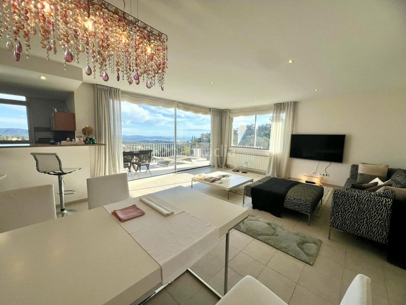 Foto 9f5ae804-4941-40b1-b985-a6fcee8a07a8. Casa amb calefacció aparcament a Urbanitzacions Platja d´Aro