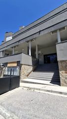 Appartement en Zona media. D�plex reformado en sierra nevada con licencia turistica