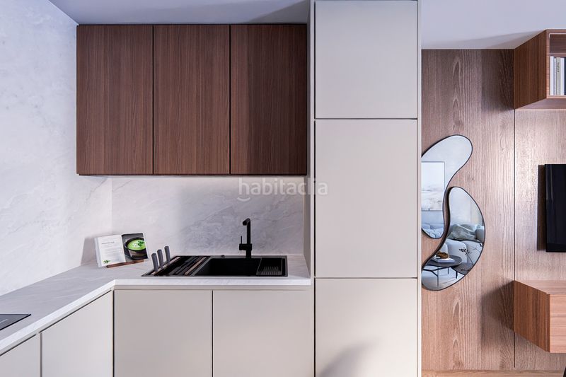 Foto a75b591c-1149-4a50-b74b-931265936f5e. Edificio 50m<sup>2</sup> in calle de la solana de Opañel 13 in Opañel Madrid