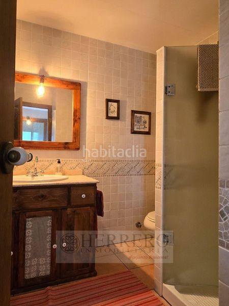 Foto 7008dc79-33d4-4615-b0f2-d2b17d3b8811. Casa aparellada amb calefacció aparcament piscina a Gandia