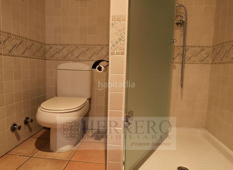 Foto 7691764d-684e-4784-8d50-d9e52becad06. Casa aparellada amb calefacció aparcament piscina a Gandia