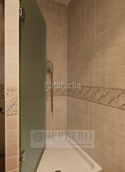 Foto 7969b0a9-f6a7-449f-a104-26510d36aed9. Casa aparellada amb calefacció aparcament piscina a Gandia