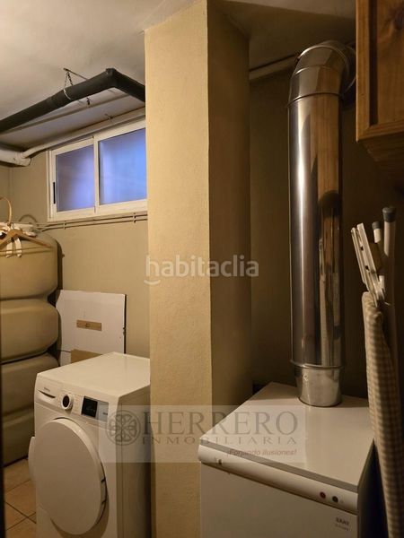 Foto af530354-1c50-47fe-89cd-d687f9a9beed. Casa aparellada amb calefacció aparcament piscina a Gandia