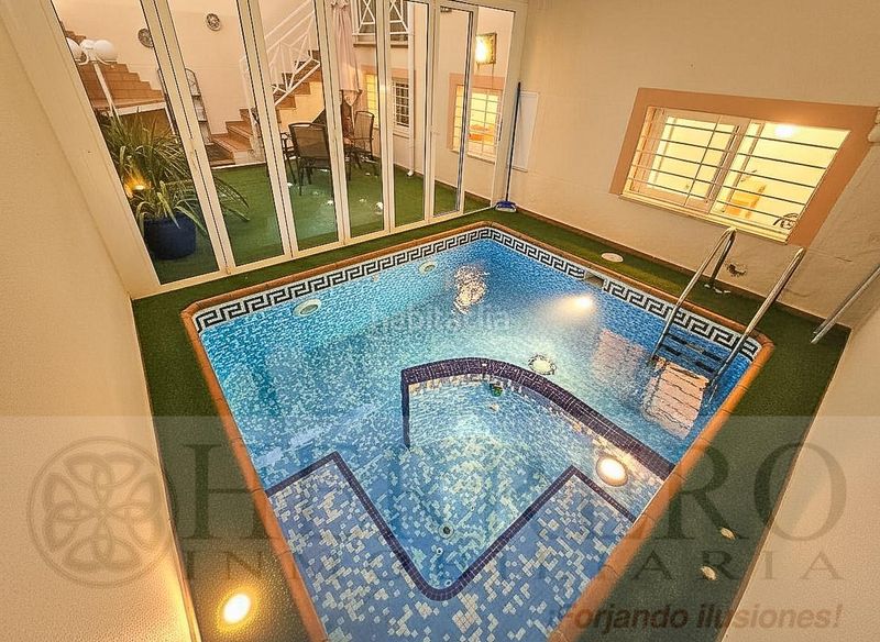 Foto 42c93095-2266-4a84-bf38-e4c9a8076f6a. Xalet amb calefacció aparcament piscina a Park Nord - Casona Gandia