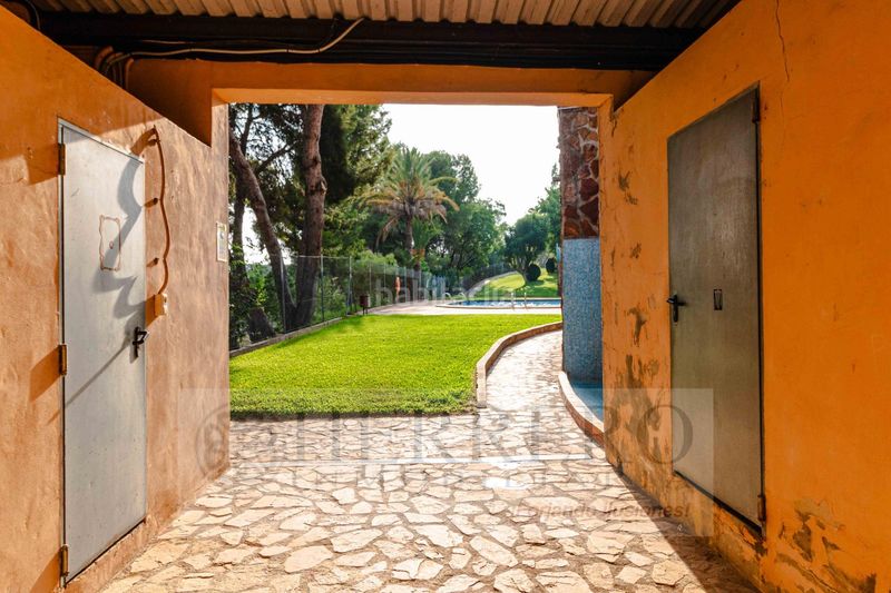 Foto 01d60c70-9719-4403-95d6-53938c398211. Casa adossada amb calefacció aparcament piscina a Almoines