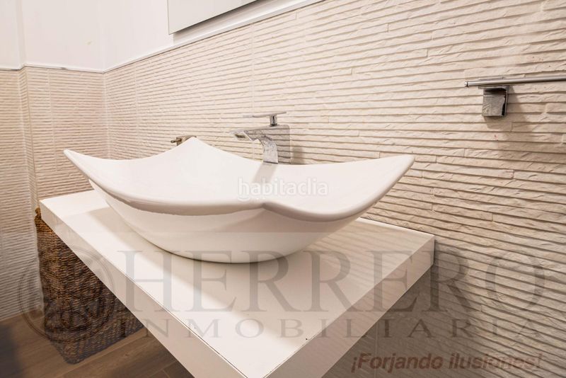 Foto 1b985e75-75a1-49e9-96b6-5bc3fd3f8fd8. Casa adossada amb calefacció aparcament piscina a Almoines