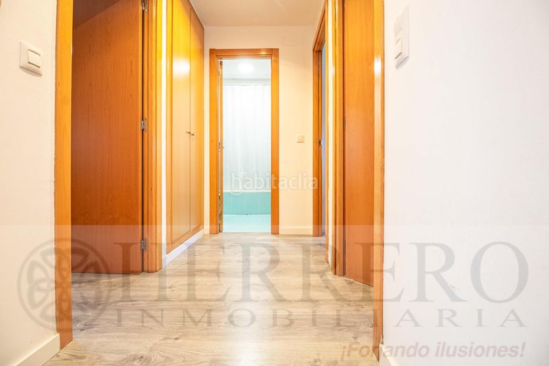 Foto 48be4652-9055-4a6e-8b4b-a9fcae0e3445. Casa adossada amb calefacció aparcament piscina a Almoines