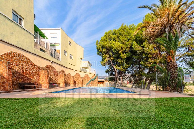 Foto 61a610bf-6ba2-4d98-81e6-3ef7c9b8d57d. Casa adossada amb calefacció aparcament piscina a Almoines