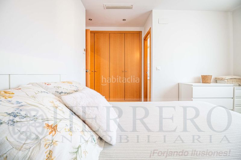 Foto 809862f5-9385-4b83-828f-fff423a6dc70. Casa adossada amb calefacció aparcament piscina a Almoines