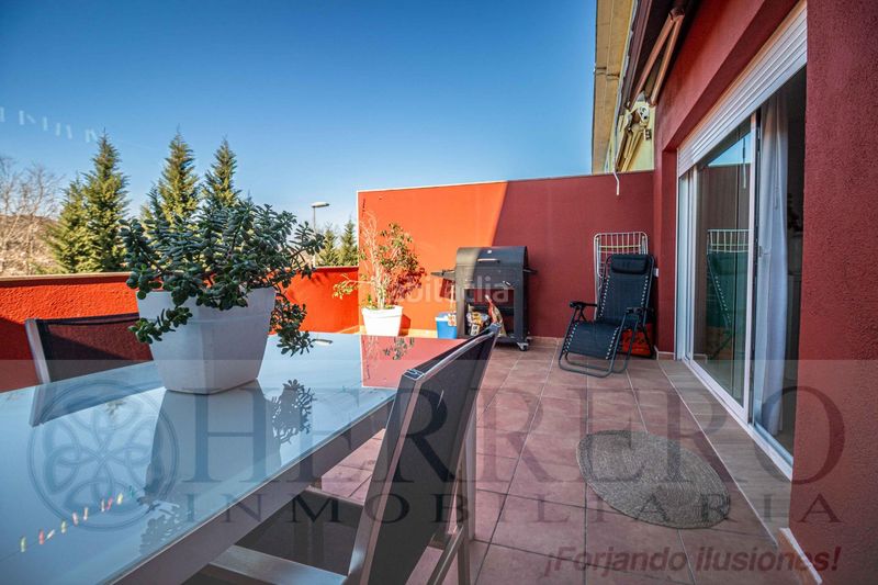 Foto d0e1527c-d70e-43d6-81cc-def92c8f33d7. Casa adossada amb calefacció aparcament piscina a Almoines