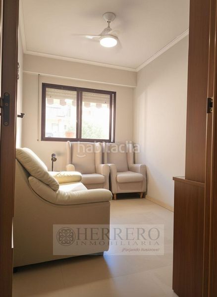 Foto 795385d4-8f9d-4feb-8e96-8e0bca403005. Etagenwohnung in grau del 13 in Corea Gandia