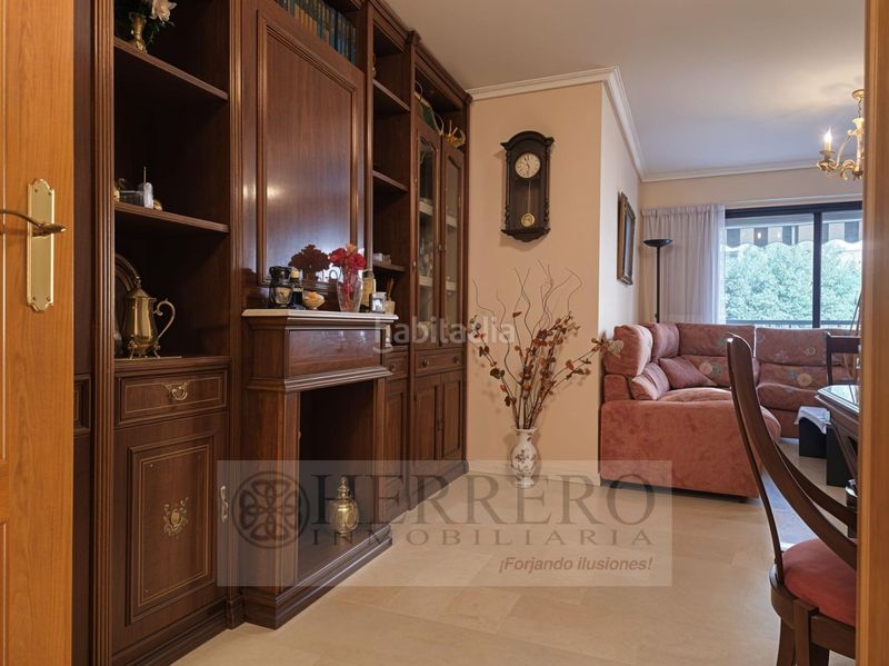 Foto a378f93d-7d3a-4cc6-b8ba-211bd1184e18. Etagenwohnung in grau del 13 in Corea Gandia
