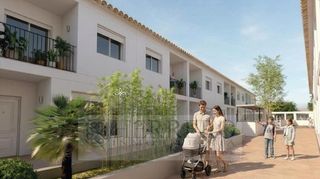 Semi detached house in Castelló de Rugat. Vive en el adosado que buscabas, a un precio increíble
