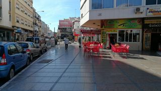 Local Comercial a Manantiales-Estación de Autobuses. Local com. en venta en centro.