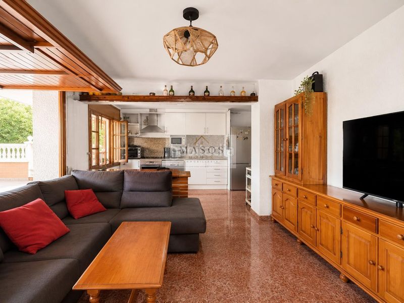 Foto b36bf27b-ca85-4b57-a7ce-18c405d8eccf. Maison avec chauffage dans Cunit residencial Cunit