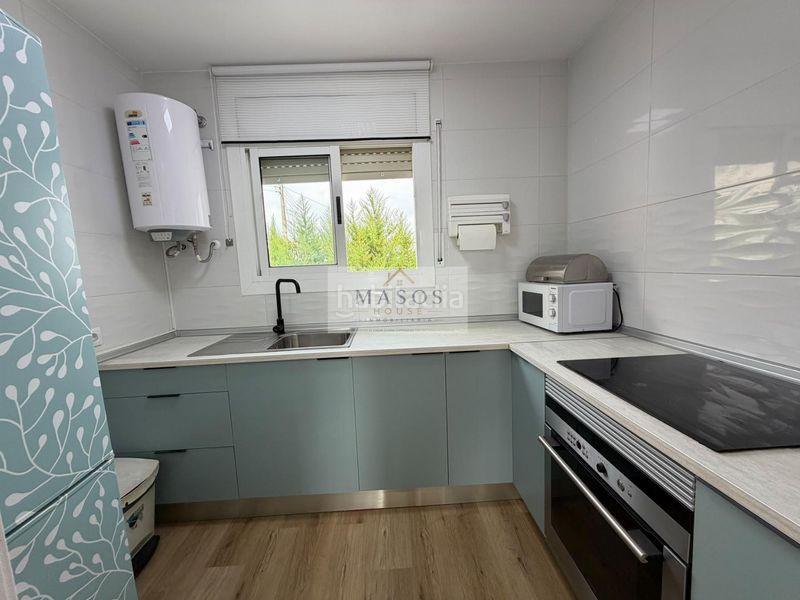 Foto a3fe2ac0-5000-4ec2-86d3-1bde70d59c12. Casa amb aparcament a Creixell