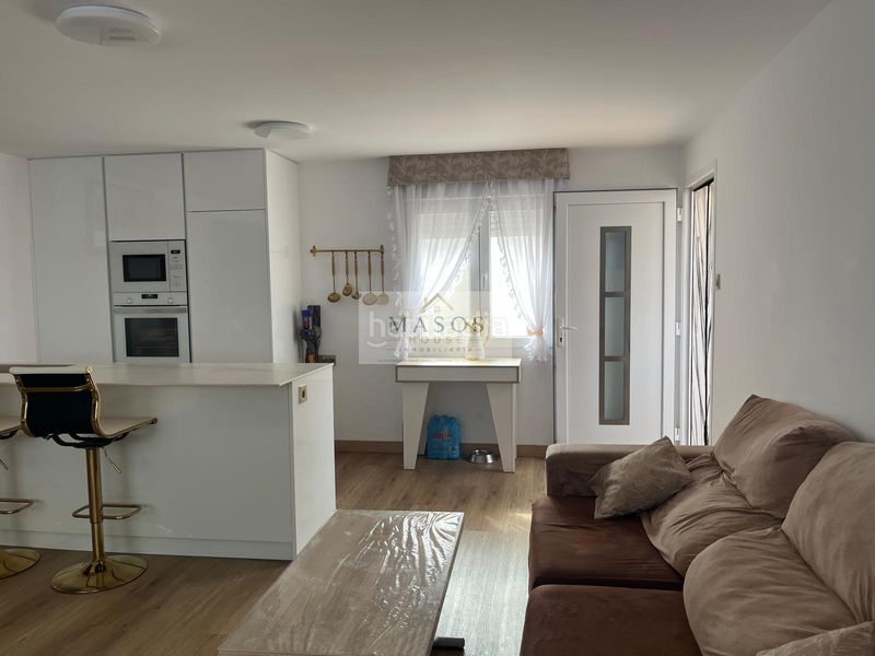 Foto d648d8e7-3ac6-4d9d-afcc-fca563d1c62d. Casa amb aparcament a Creixell