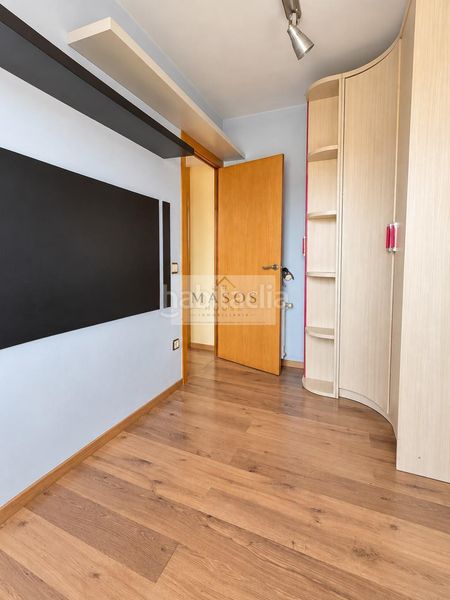 Foto 5c4ba113-a64c-43b4-9d23-5a88ebce0ce9. Piccolo appartamento con riscaldamento parcheggio in Cunit