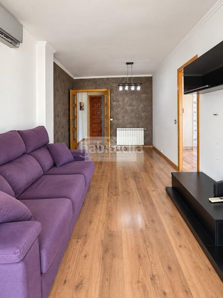 Foto ade33fce-4400-4345-84c0-1fe3d56f7163. Piccolo appartamento con riscaldamento parcheggio in Cunit