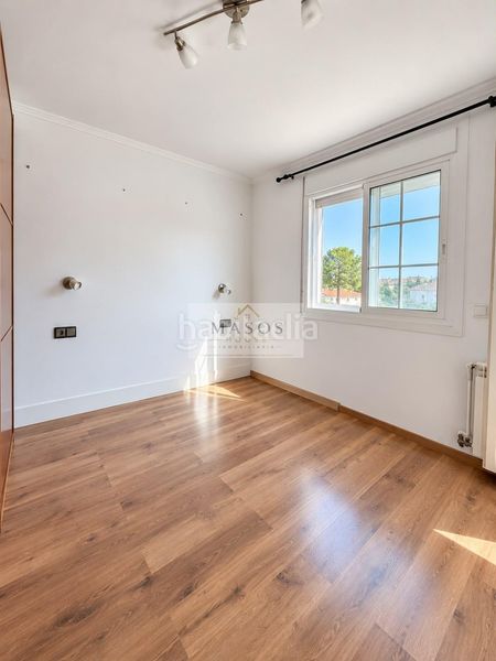 Foto c2a02228-80a3-4dea-8c9f-cb9392914c0c. Piccolo appartamento con riscaldamento parcheggio in Cunit