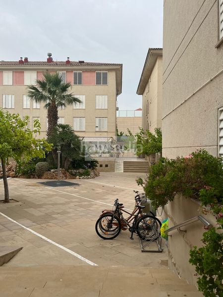 Foto 0a99275f-b8aa-4baf-b428-e5067a42c367. Planta baixa amb aparcament a Bonavista Vendrell (El)