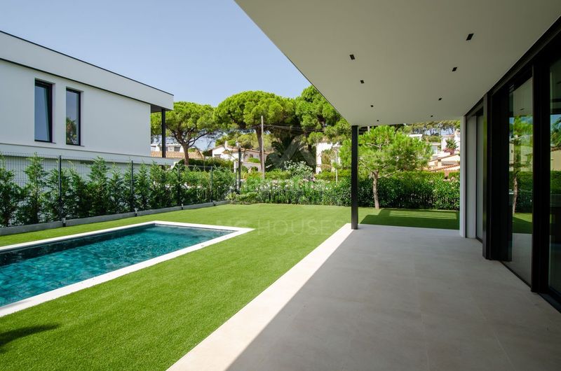 Foto 6dd22c7a-2c88-4155-9b30-4d8fbf772b4b. Chalet en calle pedraforca 6 en Torre Valentina-Mas Vilar de La Mutxada-Treumal Sant Antoni de Calonge