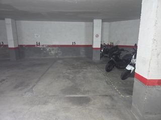 Miete Autoparkplatz in Ronda president macià 9
