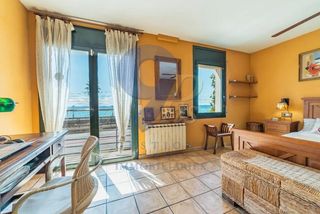 Casa  Camí ral. Casa em 1ª linea de mar