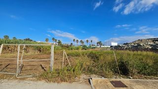 Terreno residencial  Calle picasso. Urb. el diamante de casares.