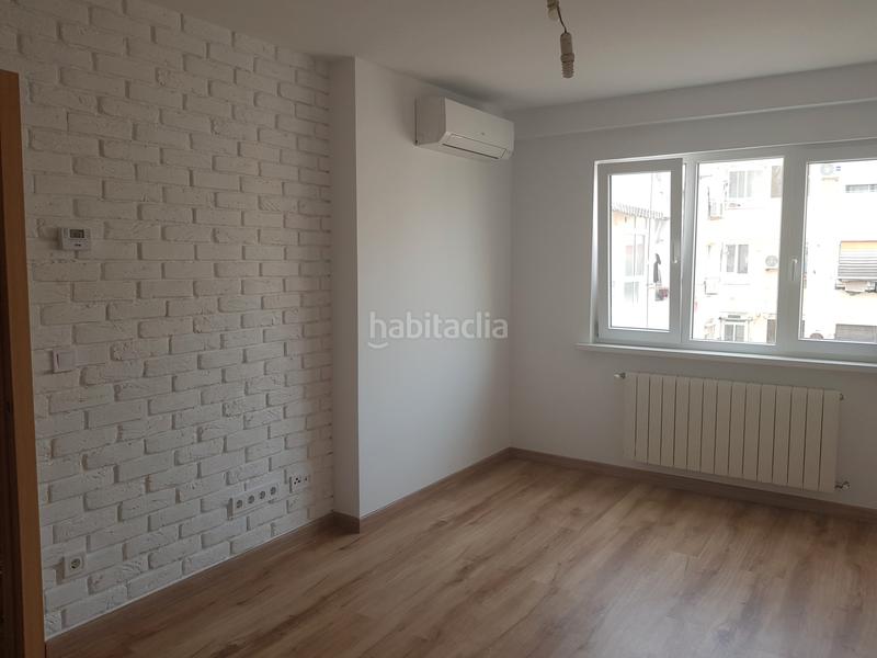 Foto c75a0154-a88b-4d1a-90db-88a8228996a8. Appartamento con riscaldamento in Malva Rosa Valencia